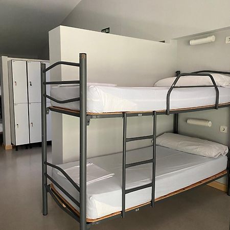 Albergue De Villava Eksteriør bilde