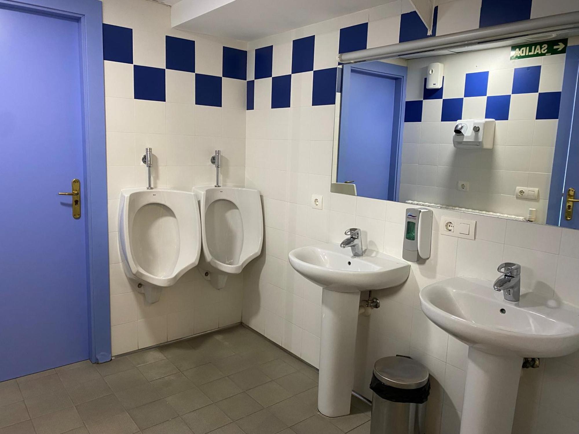 Albergue De Villava Eksteriør bilde