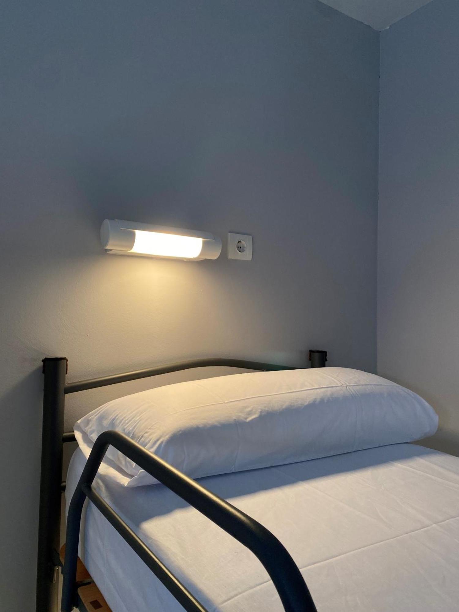 Albergue De Villava Eksteriør bilde